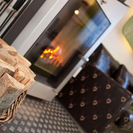 Das Alpenblick & Outdoor Lodge Nauders Ruang foto