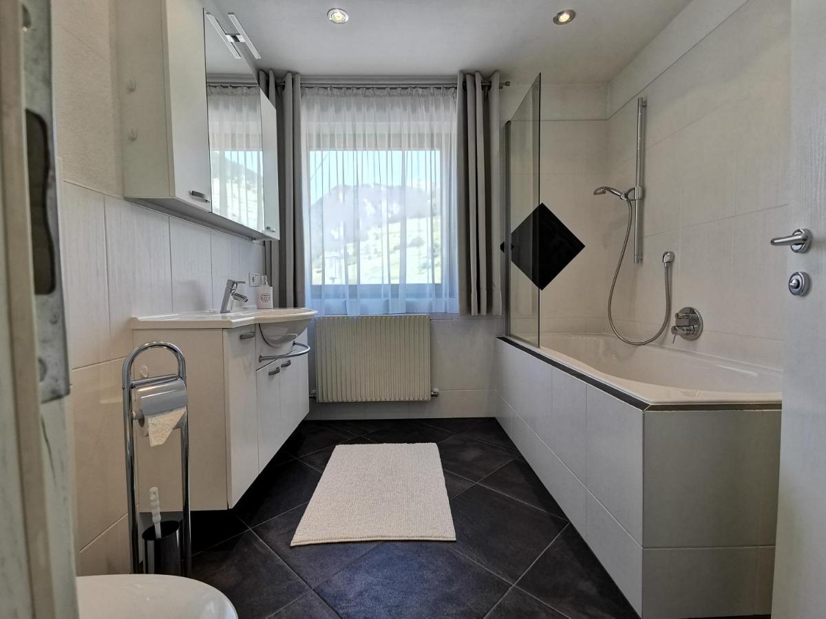 Das Alpenblick & Outdoor Lodge Nauders Bagian luar foto