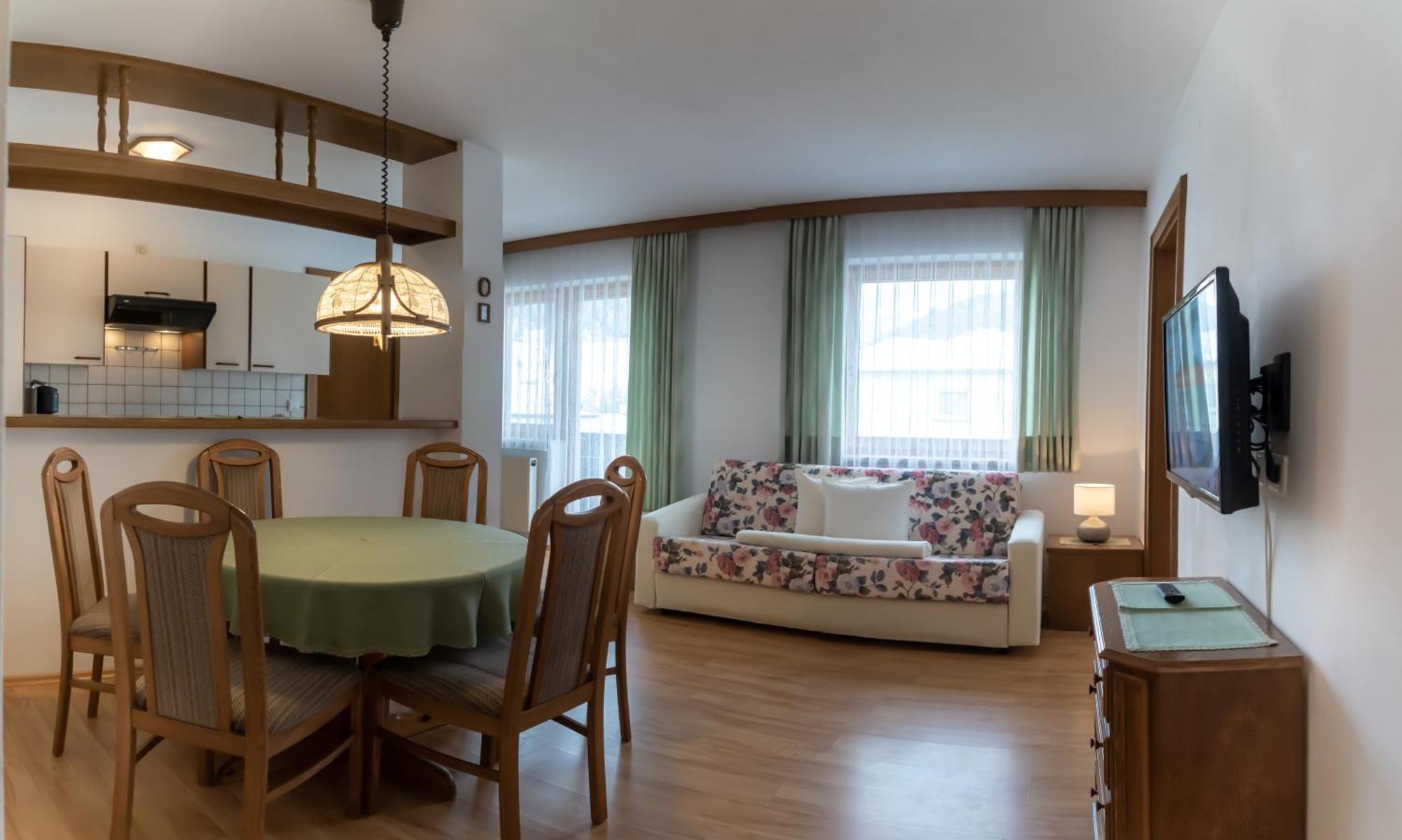 Das Alpenblick & Outdoor Lodge Nauders Bagian luar foto