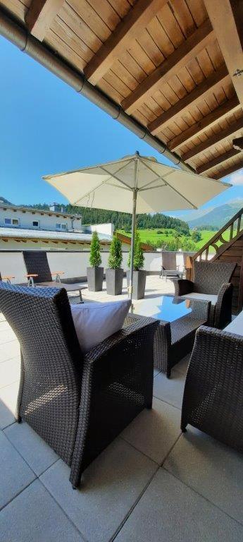 Das Alpenblick & Outdoor Lodge Nauders Bagian luar foto
